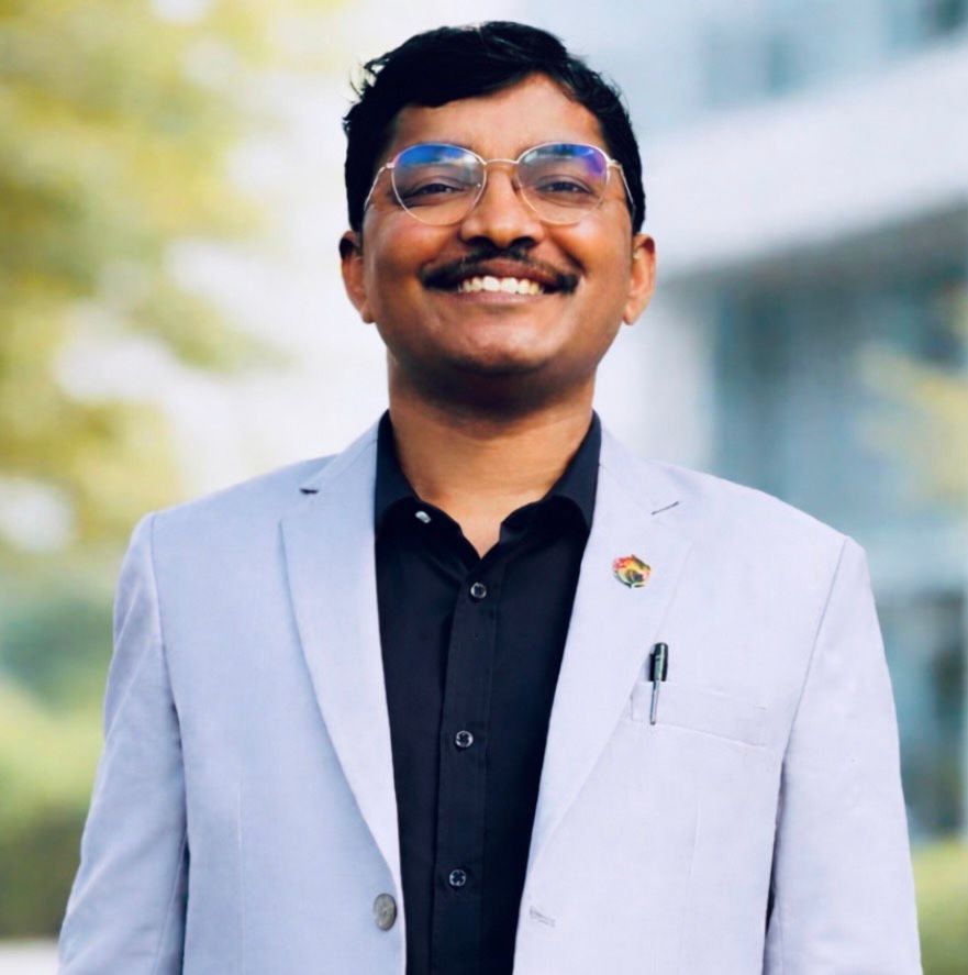 Dr. Lailesh Kumar
